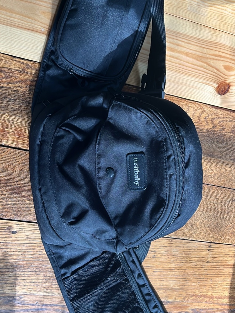 Tushbaby Black Kids Fanny Pack Sling Bag